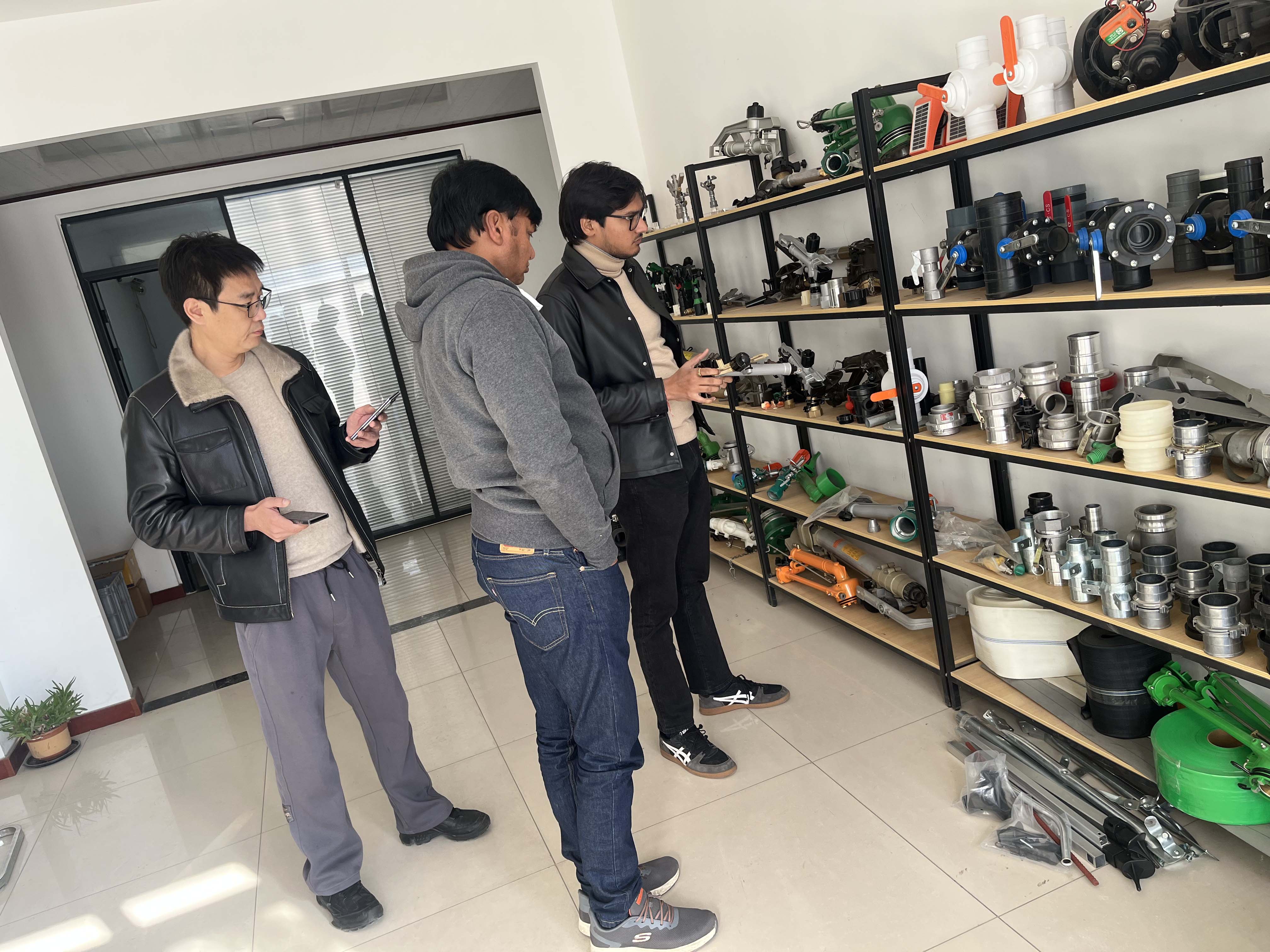 津南NS40 涡轮喷枪获客户青睐 洽谈批量合作